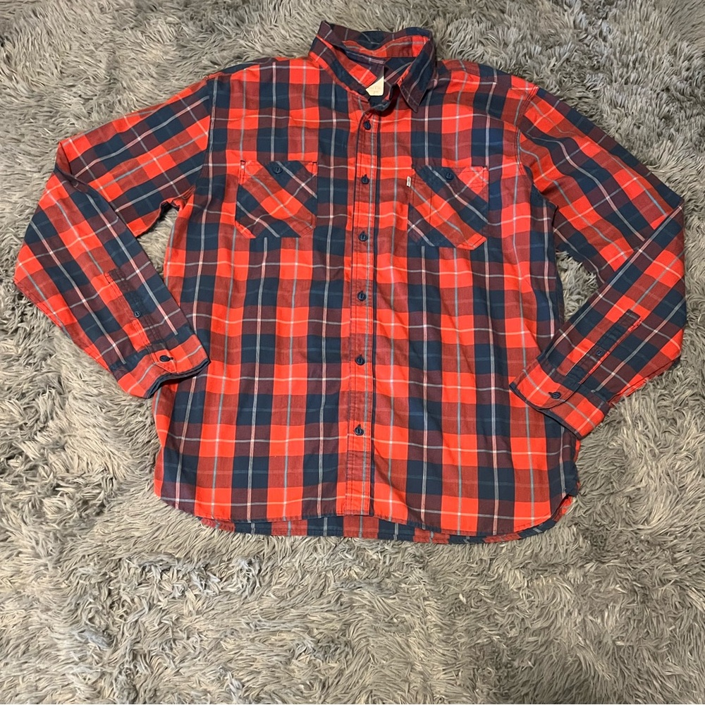 Levi’s plaid button up down collar shirt size XL
